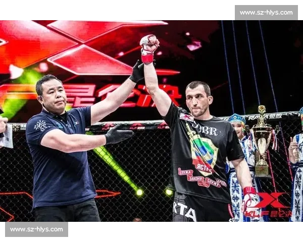 柳海龙对决穆斯里穆巅峰之战揭开中国搏击新时代篇章传奇续写荣耀