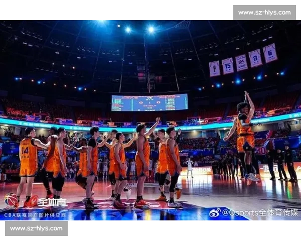 火箭激战上海大鲨鱼强强对话引爆赛场焦点巅峰之夜篮球对决看点多